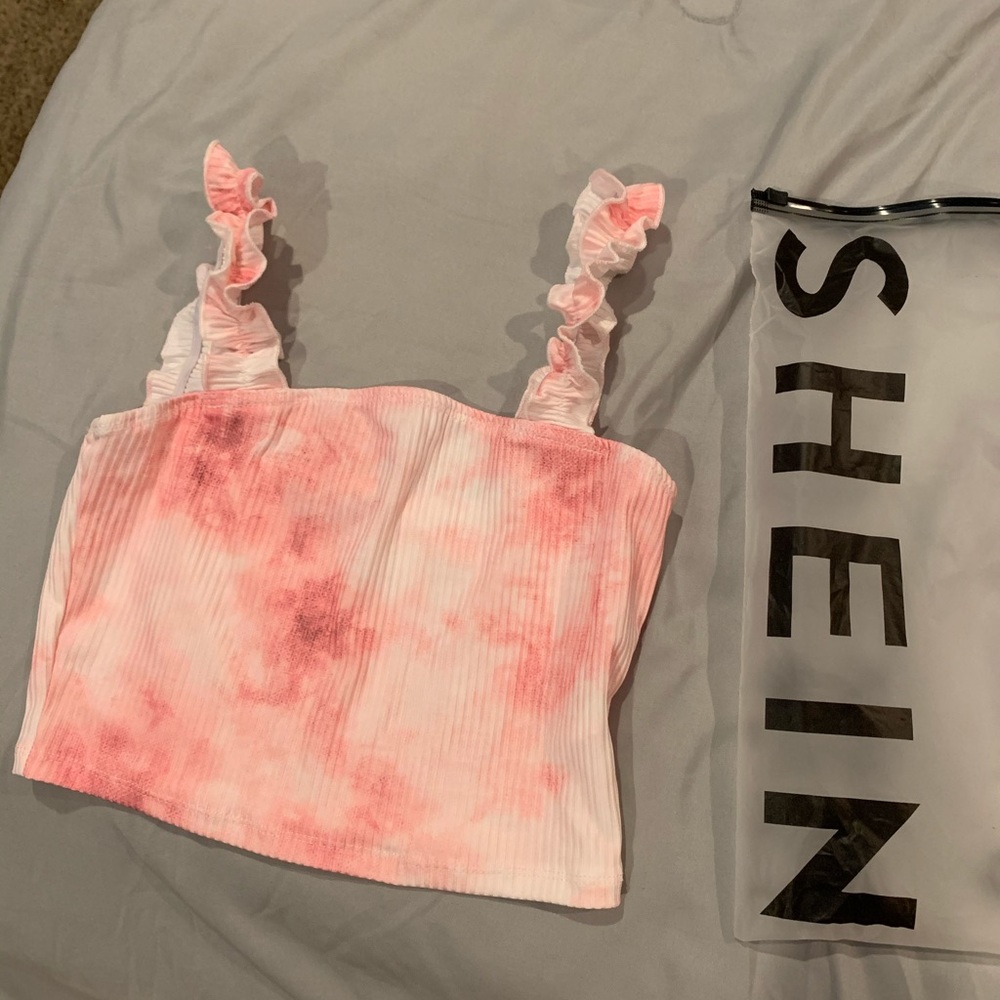 SHEIN pink tie dye crop top